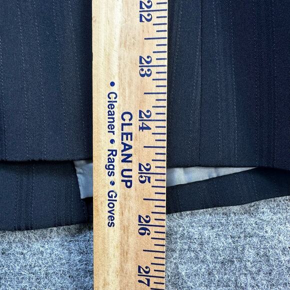 Tahari Blazer Jacket Women 10 Black Jacket Office Minimal Capsule Academia - Picture 11 of 12